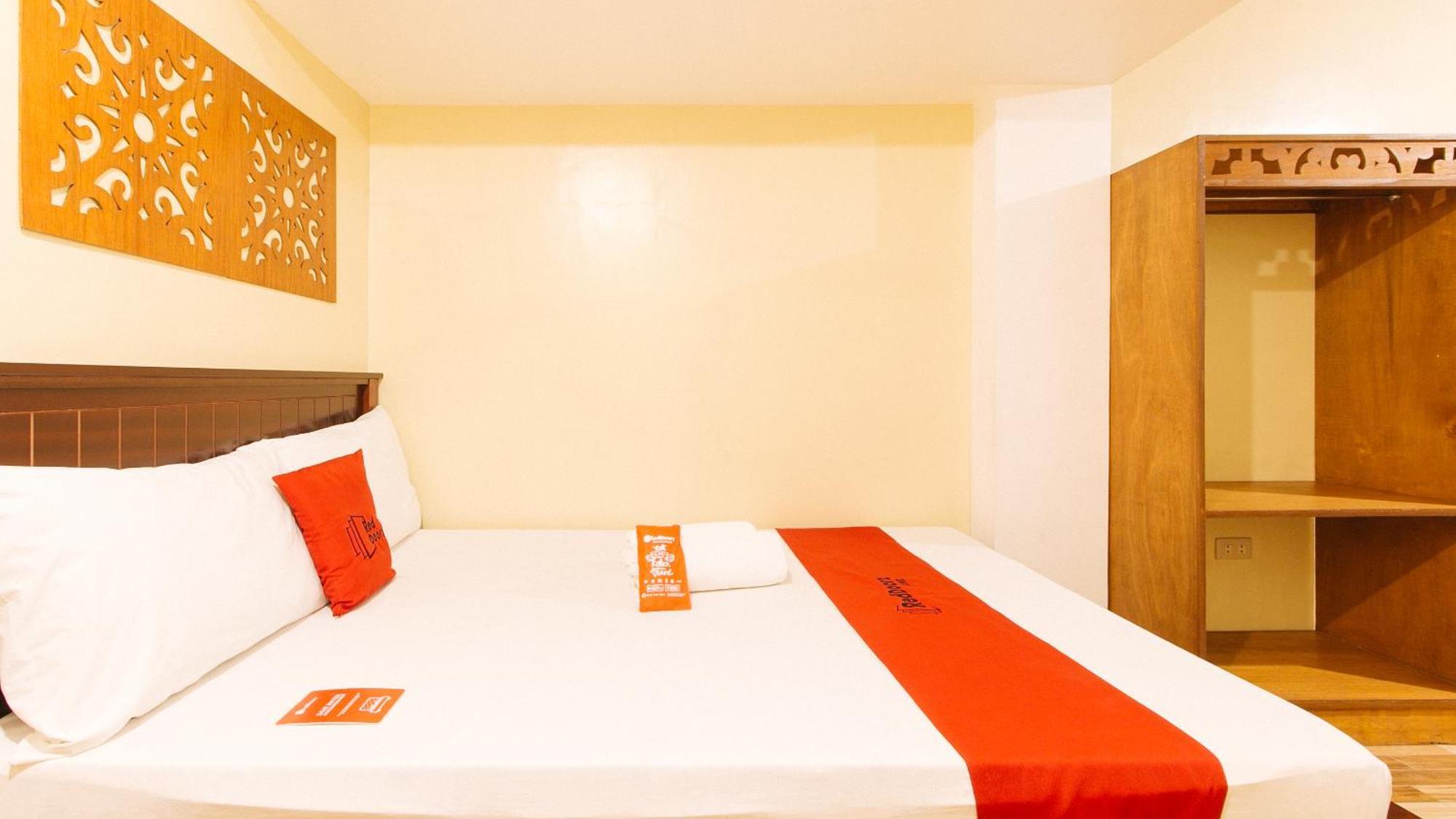 RedDoorz near PNR Espana Station Manila Exterior foto